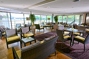 Club Lounge