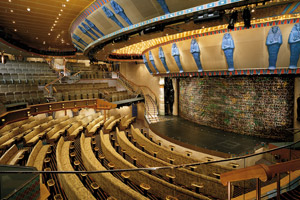 Pharaoh's Palace Main Lounge