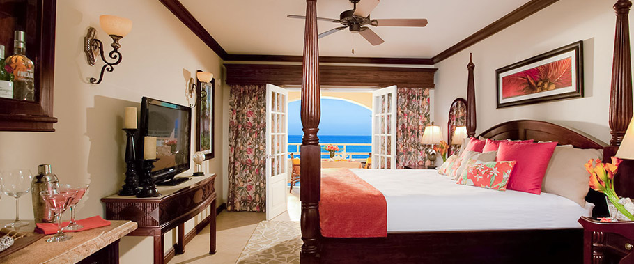 Oceanview Penthouse Room