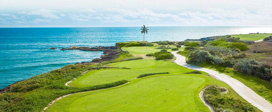 Sandals Golf Club Included