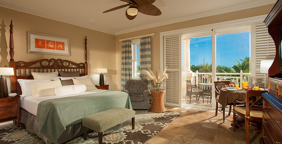 Beach House Luxury Club Level Room (HL)