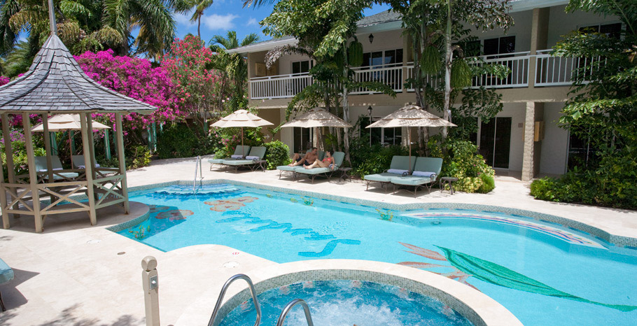 Caribbean Grande Luxe Poolside Room (GL)