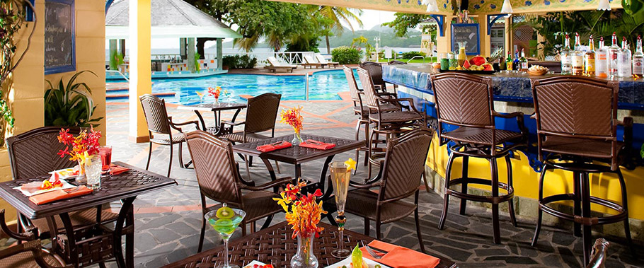 The Poolside Bar at Sandals Halycon Beach