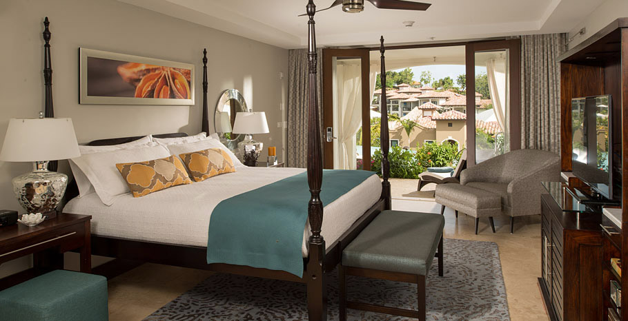 South Seas Hideaway Walkout Junior Suite with Patio Tranquility Soaking Tub (WJS)