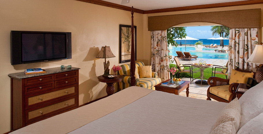 Emerald Oceanview Walkout Room (HOW)