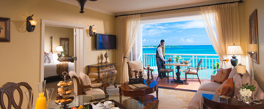 Windsor Beachfront One Bedroom Butler Royal Suite