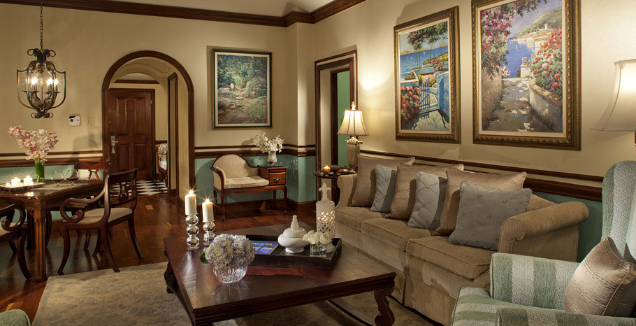 Governor General Oceanfront One Bedroom Butler Suite (GR)