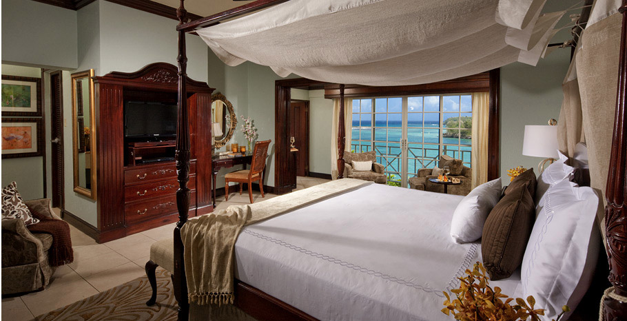 Peacock Oceanfront Butler Suite (HR)