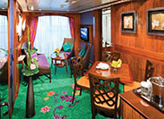 The Haven Courtyard Penthouse with Balcony