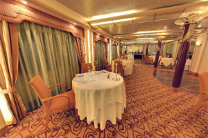 Le Champagne Restaurant